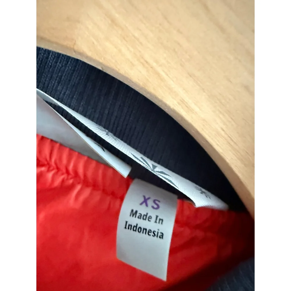 NWT Athleta 800 Down Fill Bomber Jacket Feather Red size XS featherdry